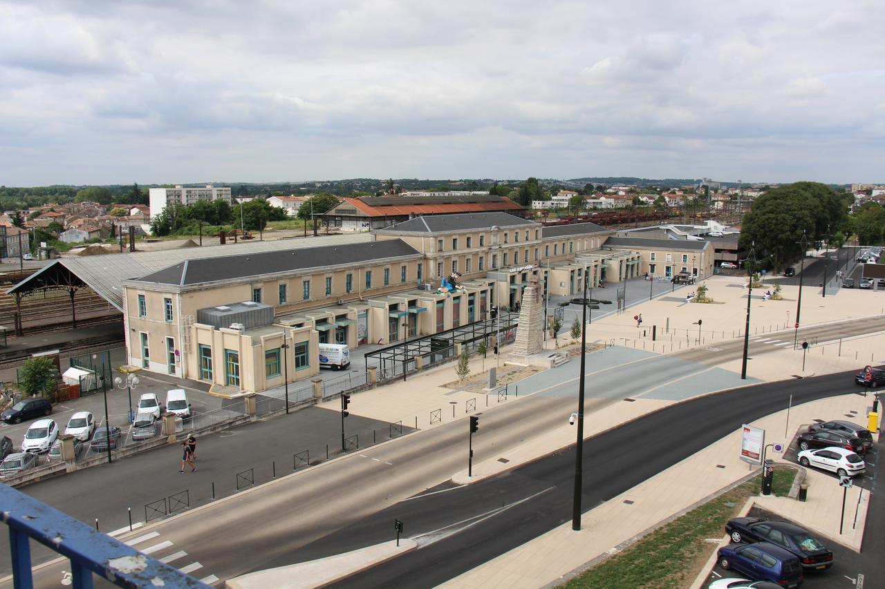 Hotel D'Orleans Angoulême Exteriör bild